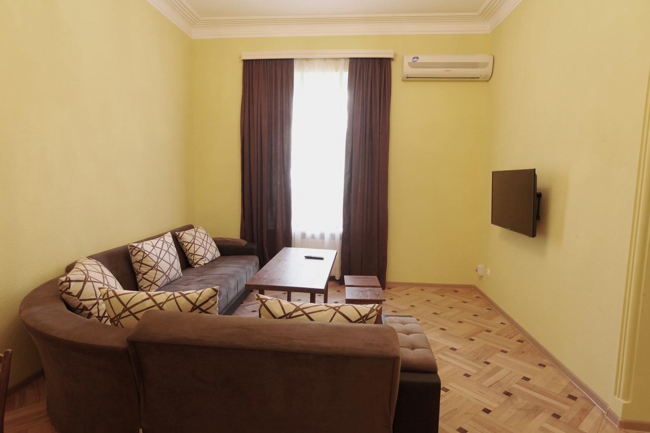 Apartment At Stalin House Tbilisi Luaran gambar