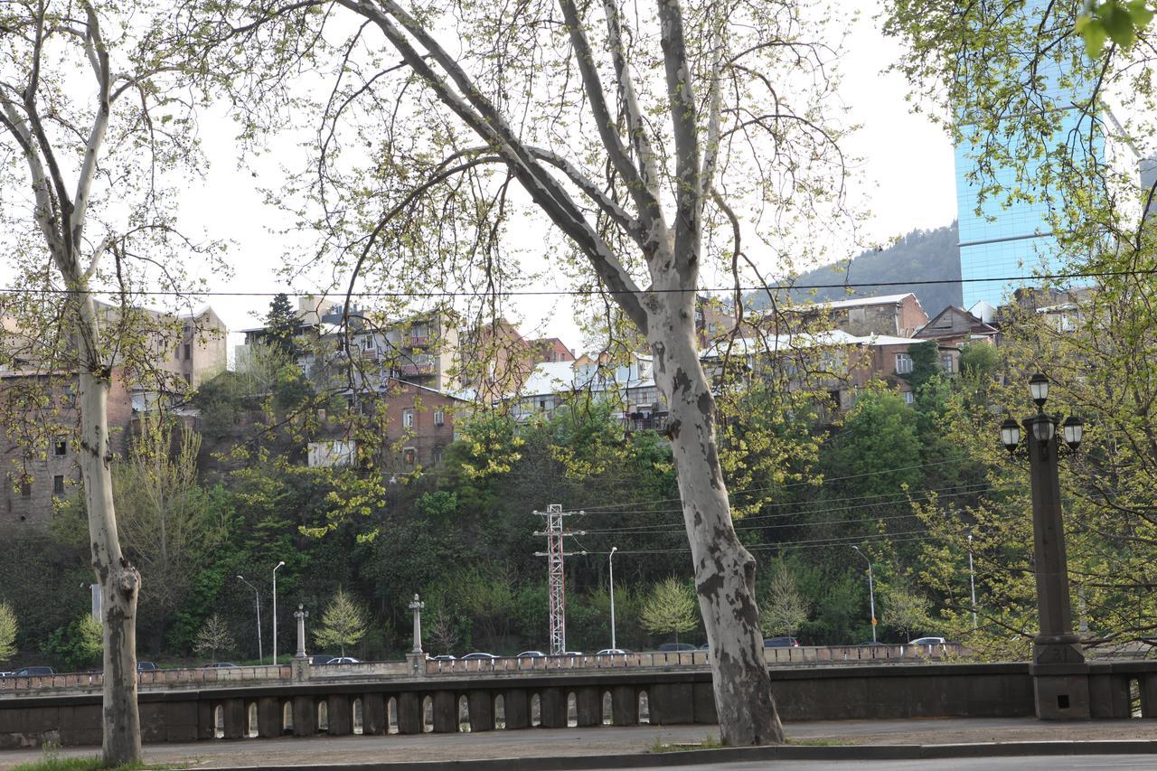 Apartment At Stalin House Tbilisi Luaran gambar