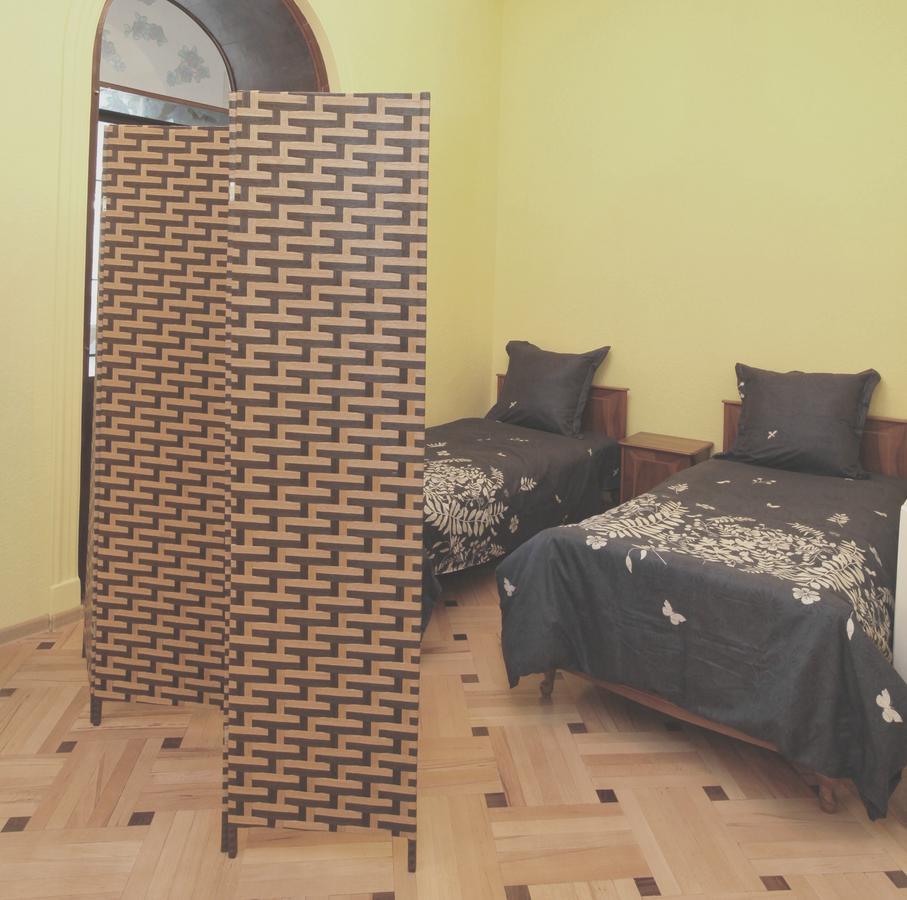 Apartment At Stalin House Tbilisi Luaran gambar